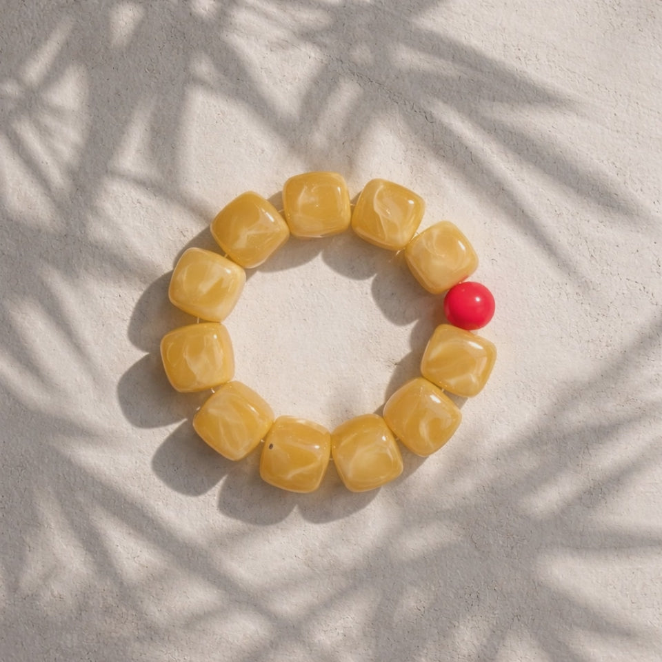 Cube Braclet (beige)